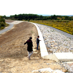 "diagnostic en marchant" - insertion paysagère des nouveaux ouvrages hydrauliques liés aux inondations de la Berre (11)